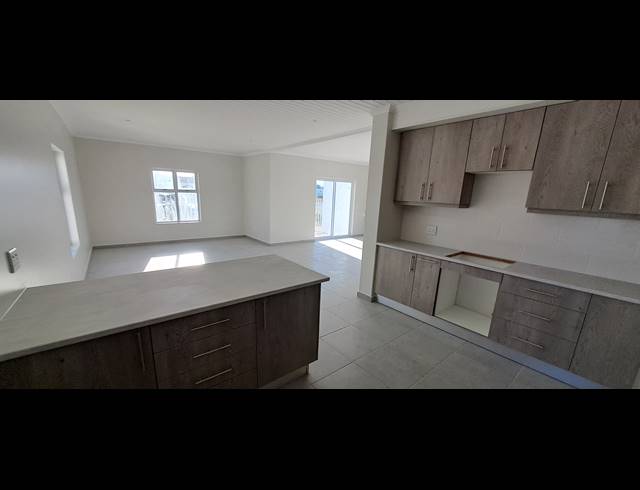 3 BEDROOM HOUSE FOR SALE IN ATLANTIC SANDS PRIVATE ESTATE